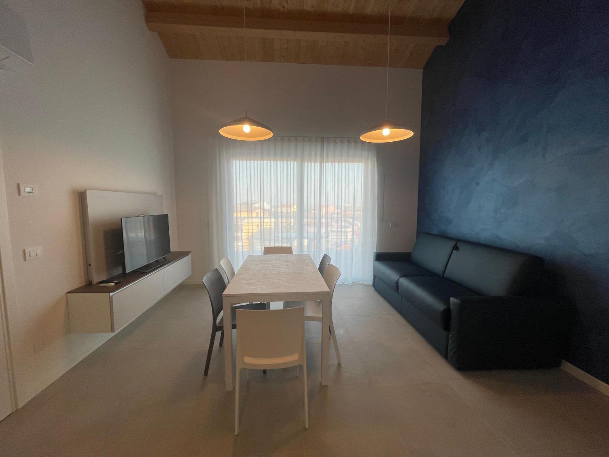 Woody Green Penthouse Sea View - Agenzia Cocal 카오를레 외부 사진